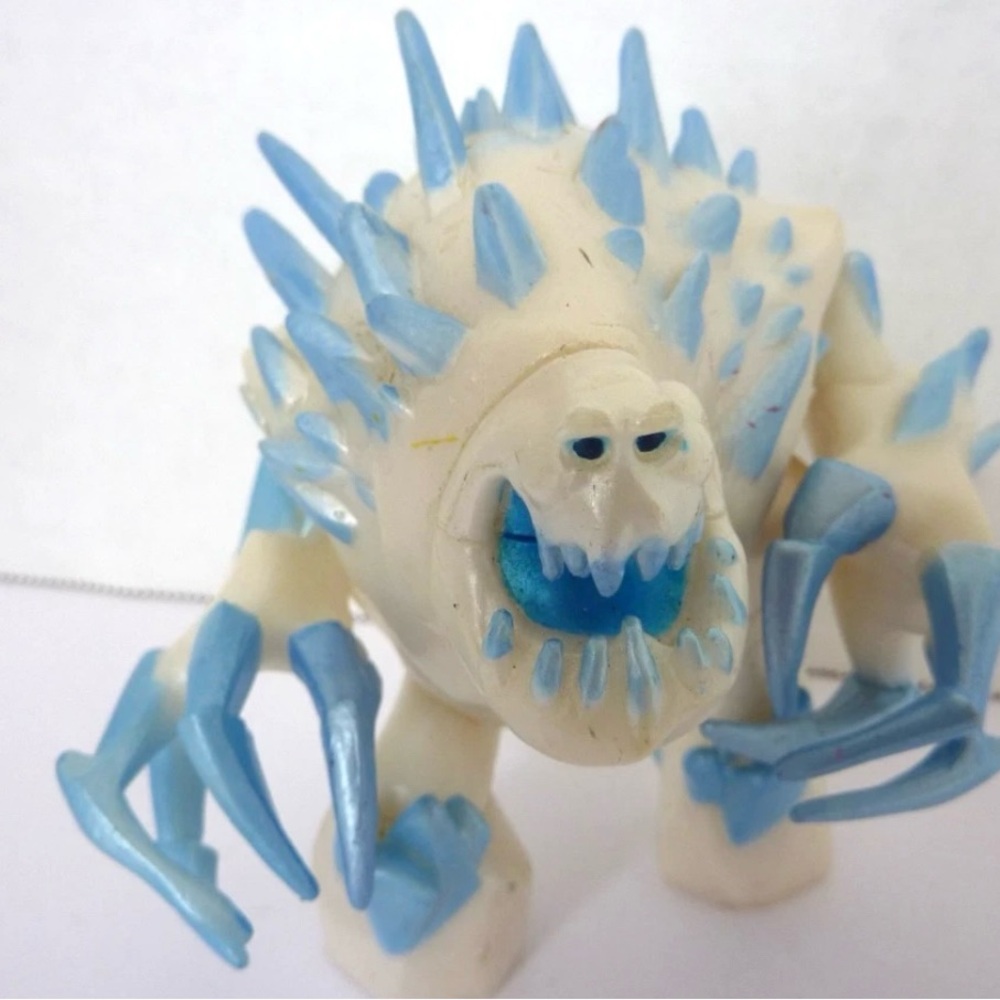 Disney's Frozen Marshmallow Spikes Ice Monster 4" PVC Plastic Figure